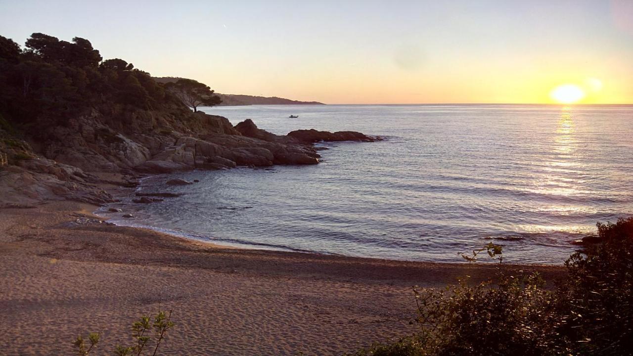 ⭑ Terrace + Sea Views + Private Beach. What Else? ⭑ 滨海托萨 外观 照片